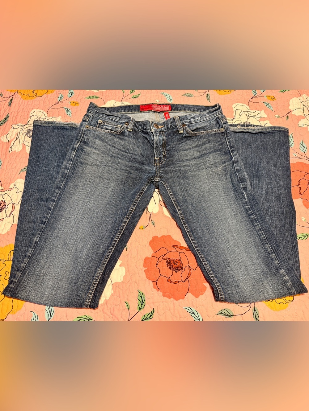 Guess Foxy Flare Jeans Size 29 Y2K Low Rise Flared Embroidered Denim